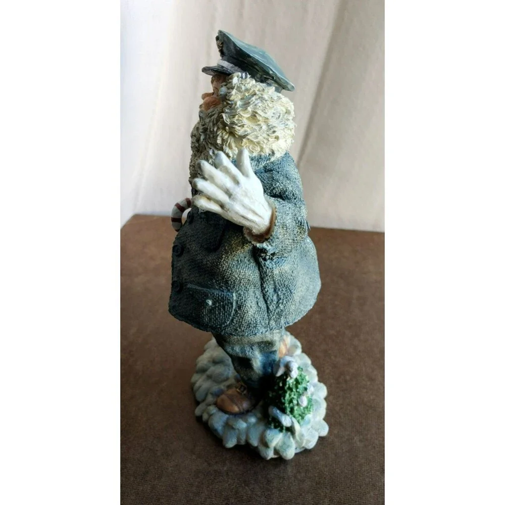 Vintage PROFESSIONAL SANTA POLICEMAN FIGURINE Hamilton Gifts Heirloom Tradition